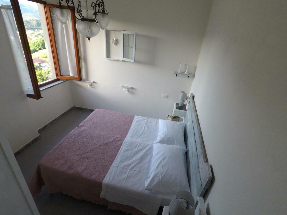 Casa Della Nonna Filo Villa เบเวรีโน ภายนอก รูปภาพ
